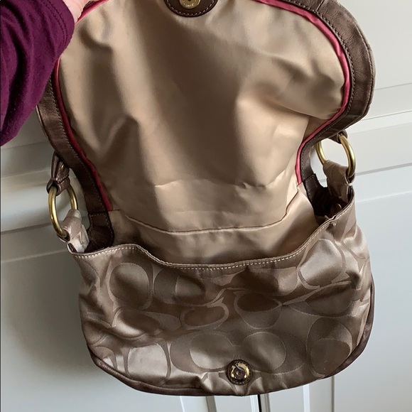 Authentic Coach purse - Picture 2 of 11